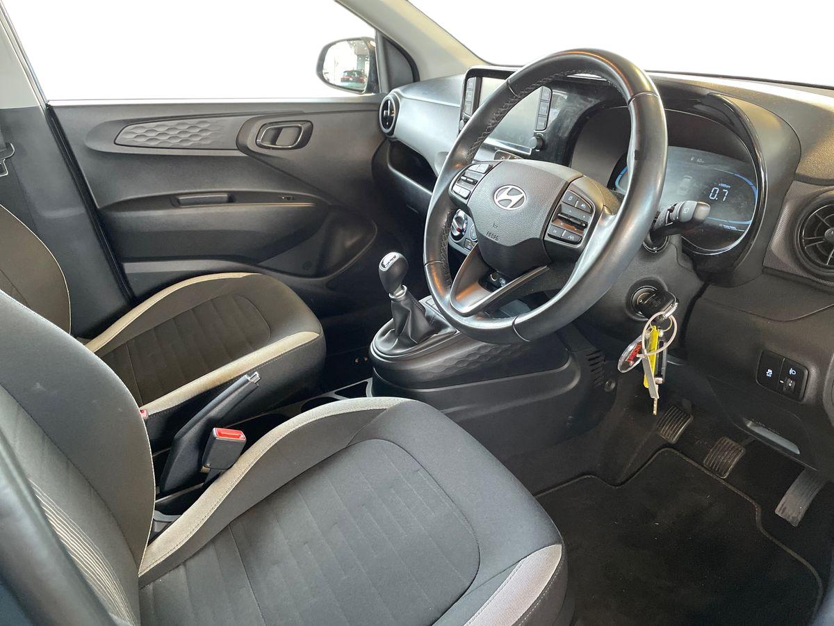 Used Hyundai i10 2023 for sale - 77397455: Photo 15