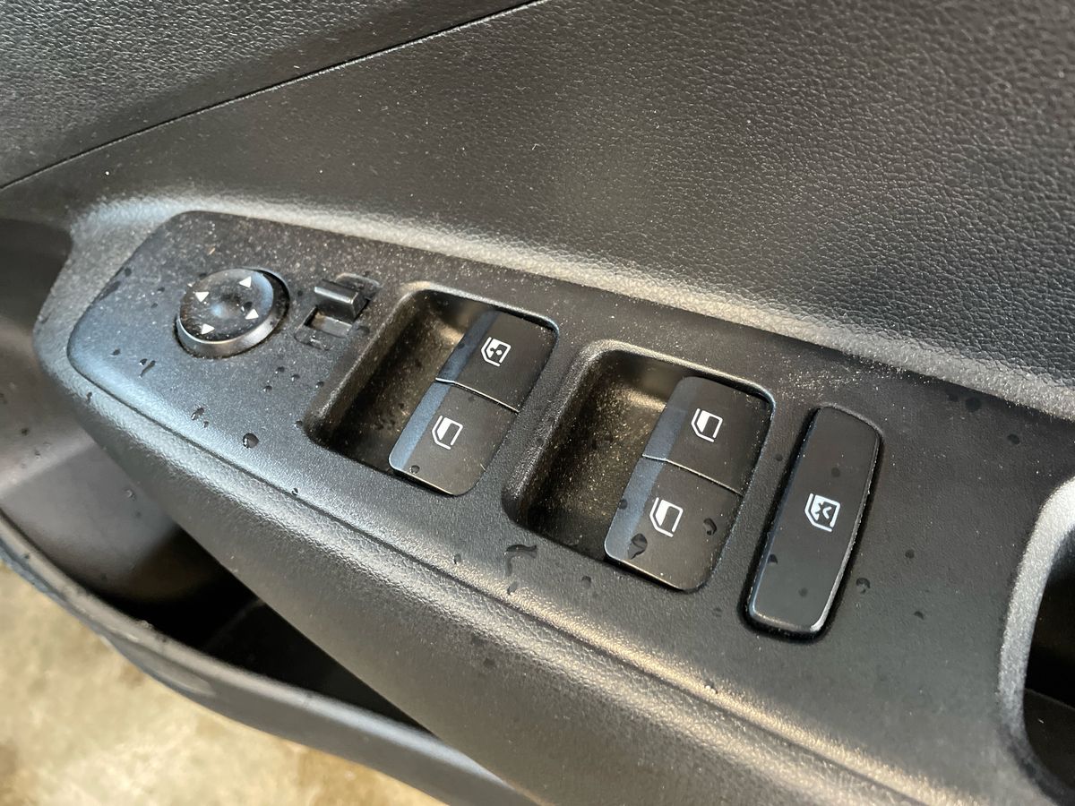 Used Hyundai i10 2023 for sale - 77397455: Photo 20