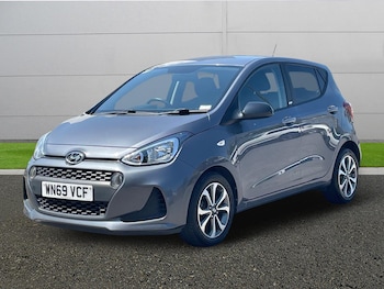 Used Hyundai i10 2019 for sale - 79174572: Photo