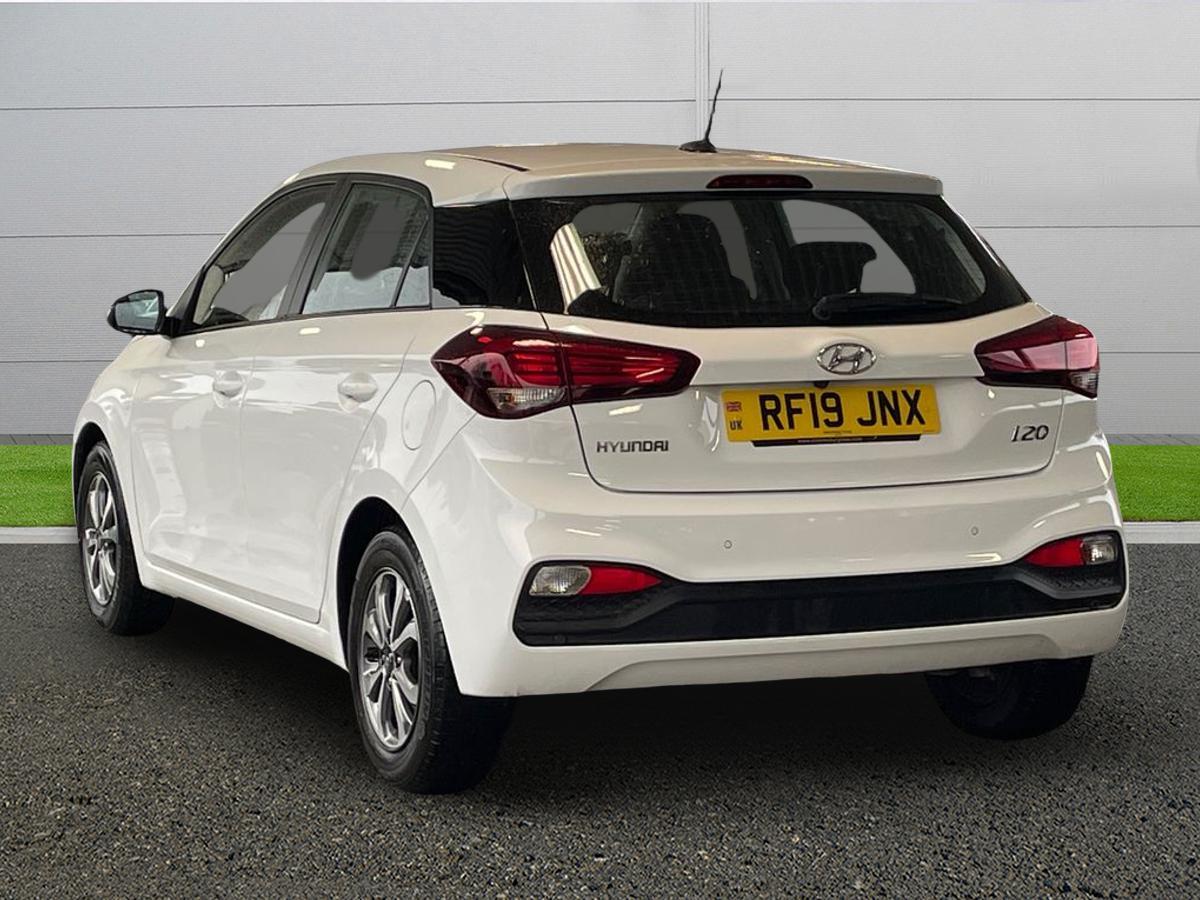Used Hyundai i20 2019 for sale - 76965250: Photo 5