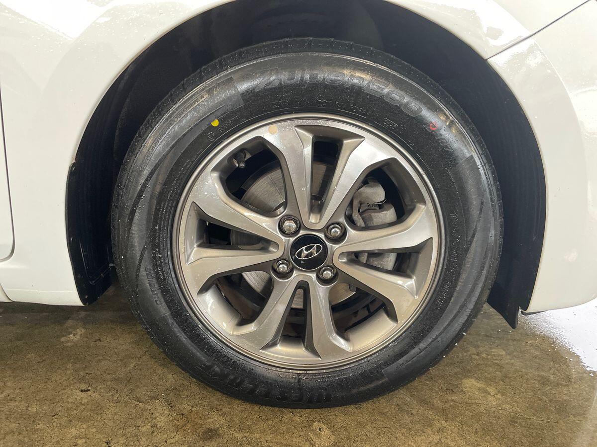 Used Hyundai i20 2019 for sale - 76965250: Photo 9