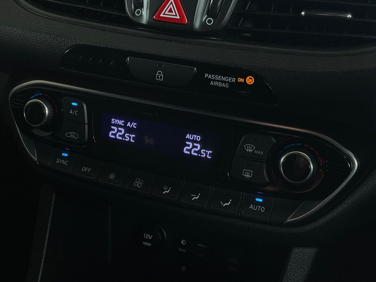 Used Hyundai i30 2018 for sale - 77685629: Photo 18