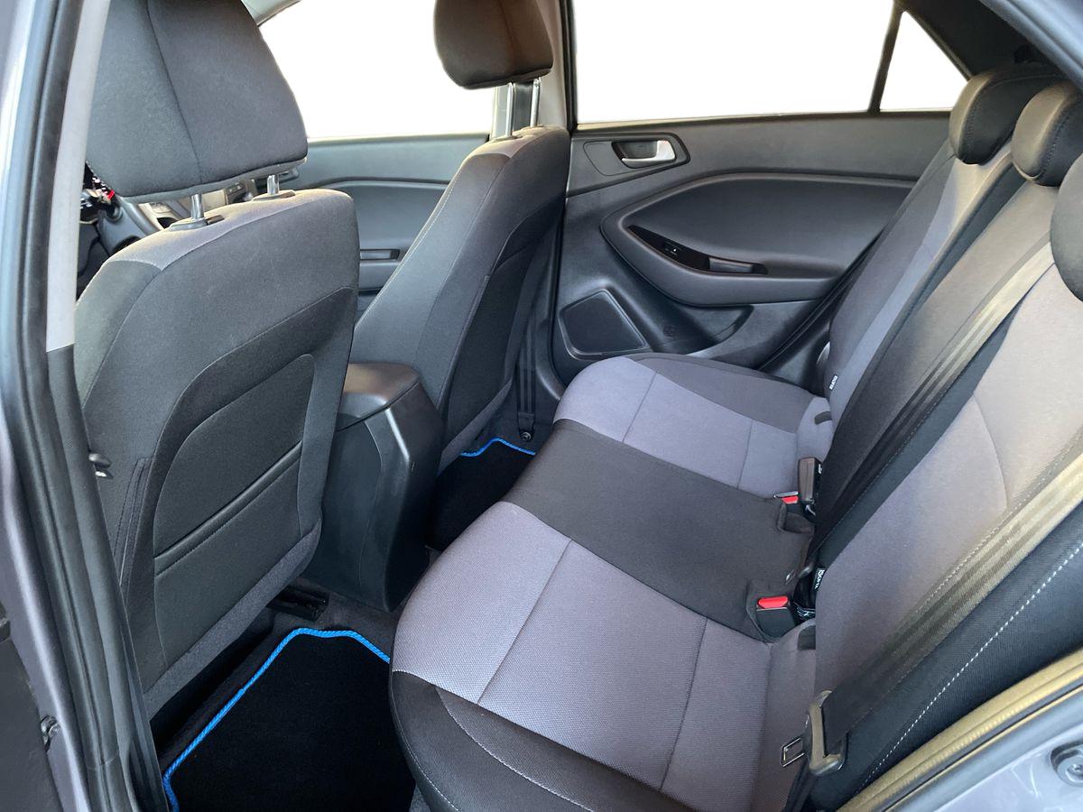 Used Hyundai i20 2020 for sale - 77002994: Photo 11