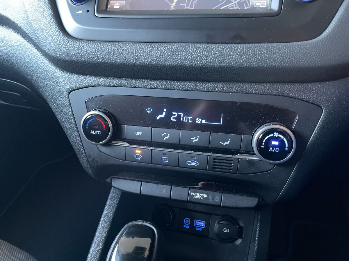 Used Hyundai i20 2020 for sale - 77002994: Photo 18