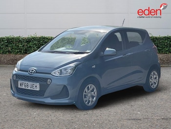 Used Hyundai i10 2019 for sale - 79413374: Photo