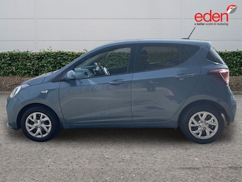 Used Hyundai i10 2019 for sale - 79413374: Photo