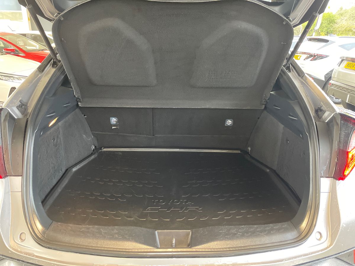 Used Toyota C-HR 2021 for sale - 77512711: Photo 12