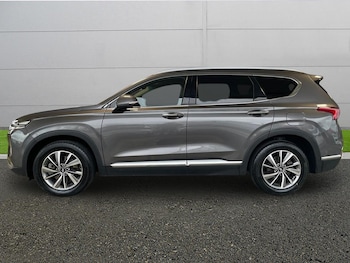 Used Hyundai Santa Fe 2020 for sale - 77047646: Photo