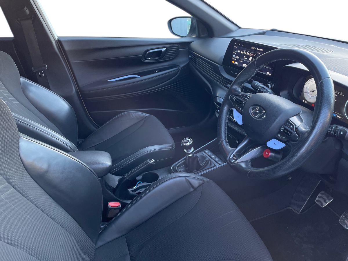 Used Hyundai i20 2023 for sale - 77002999: Photo 15