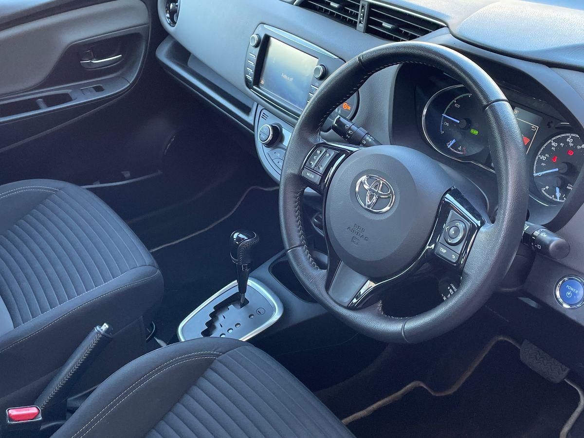 Used Toyota Yaris 2017 for sale - 77934278: Photo 15