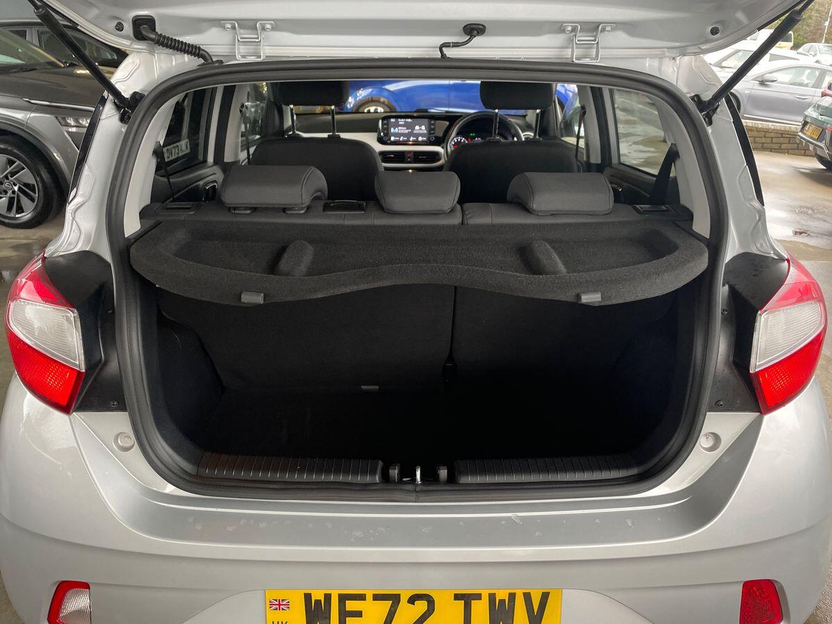 Used Hyundai i10 2022 for sale - 76716937: Photo 12