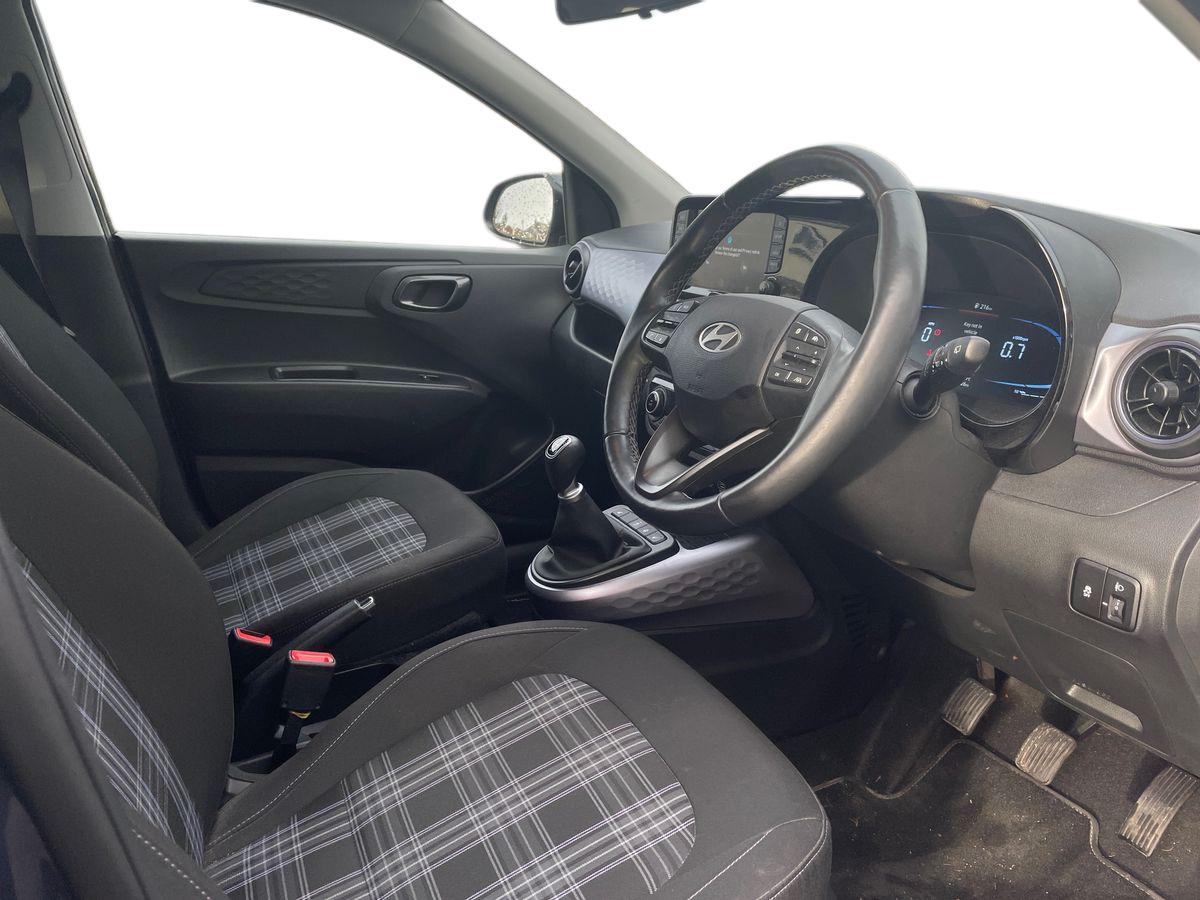 Used Hyundai i10 2023 for sale - 77504219: Photo 15