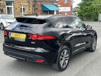 Used Jaguar F-Pace 2018 for sale - 79246791: Photo