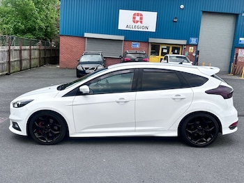 Used Ford Focus 2015 for sale - 79246882: Photo