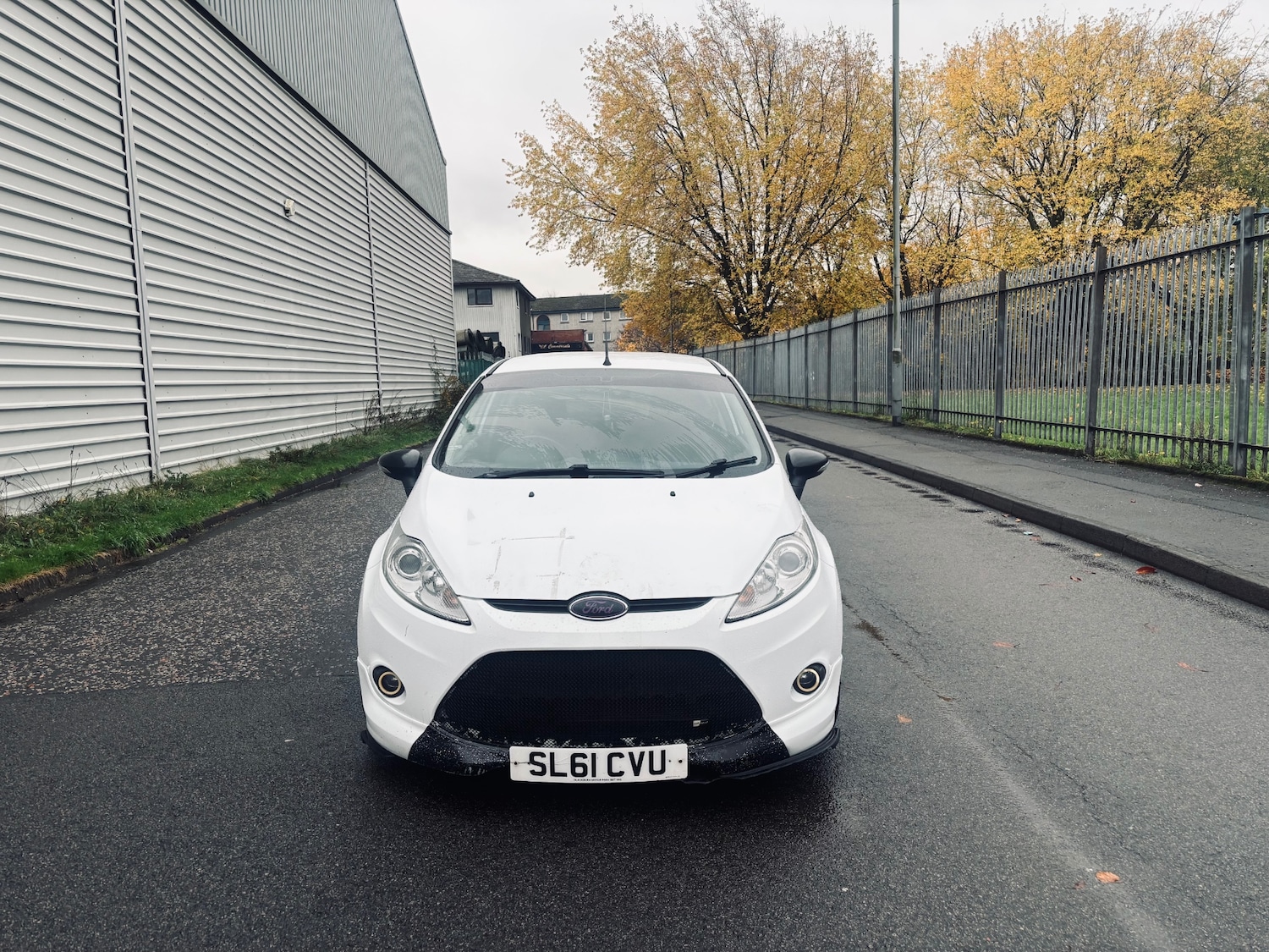 Used Ford Fiesta 2011 for sale - 76536557: Photo 3