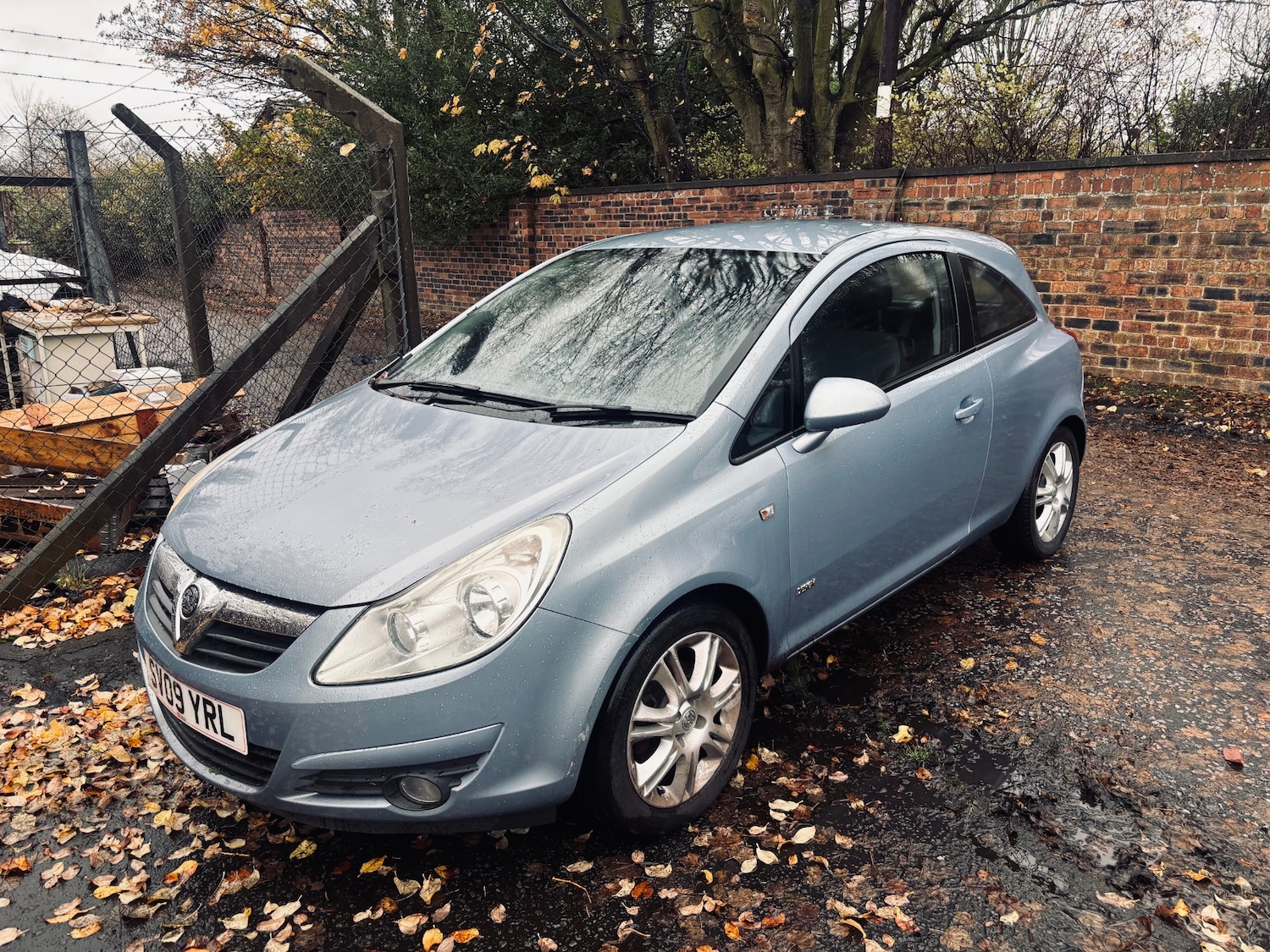 Used Vauxhall Corsa 2009 for sale - 76669112: Photo 1