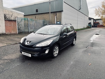 Used Peugeot 308 2011 for sale - 76511022: Photo