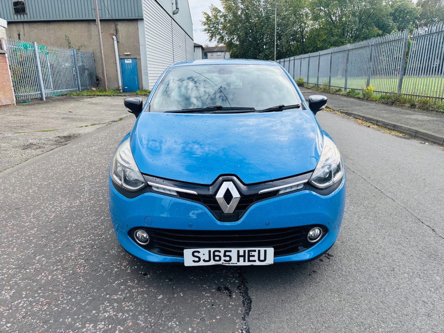 Used Renault Clio 2015 for sale - 76426049: Photo 5