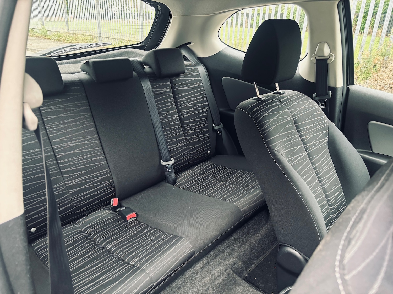 Used Mazda Mazda2 2010 for sale - 76435022: Photo 11