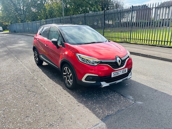 Used Renault Captur 2017 for sale - 76426057: Photo