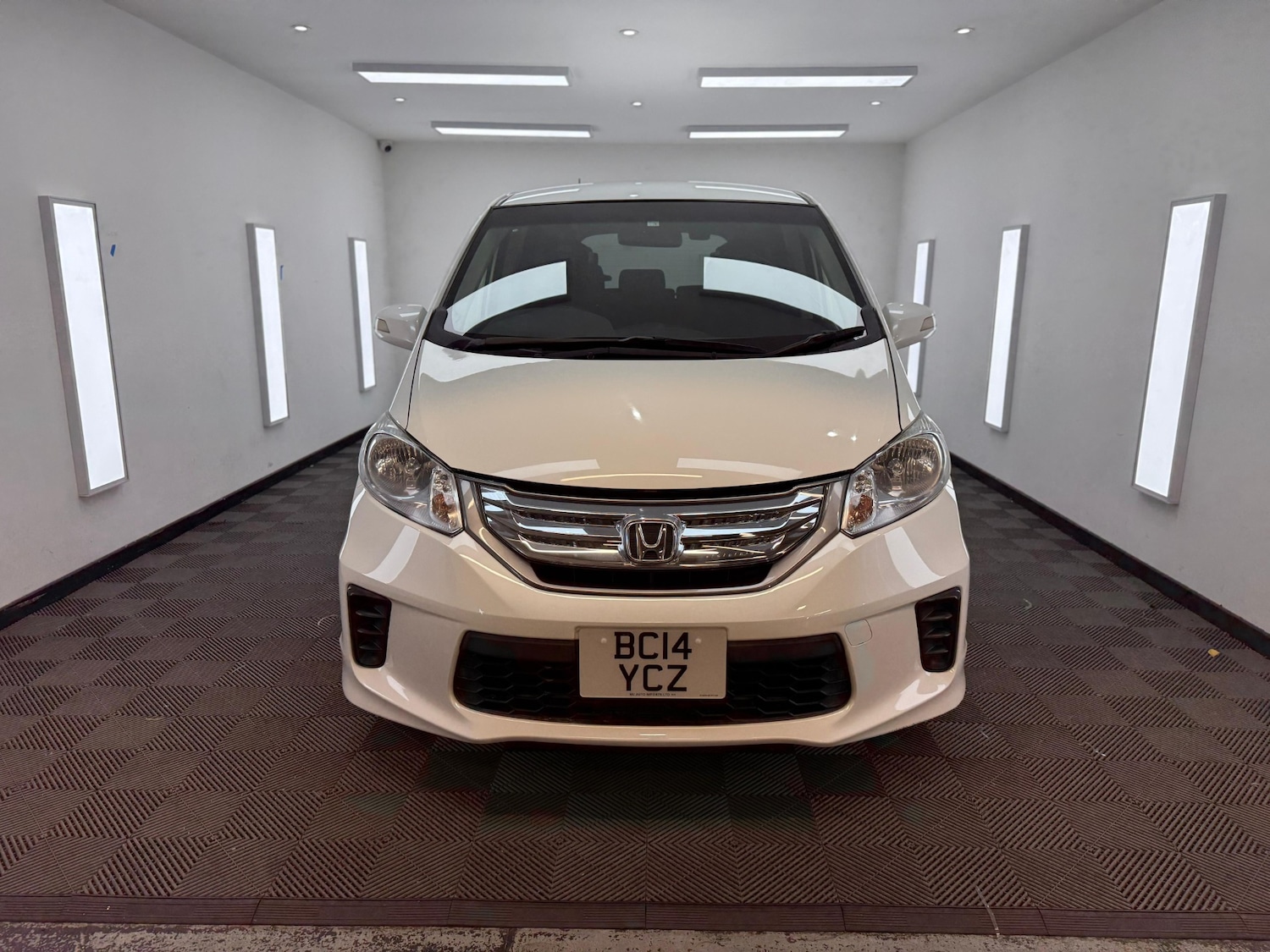 Vehicle 1