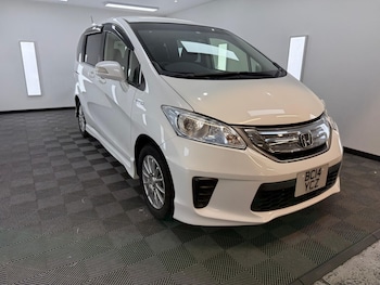 Used Honda Freed 2014 for sale - 75952729: Photo