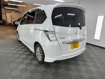 Used Honda Freed 2014 for sale - 75952729: Photo