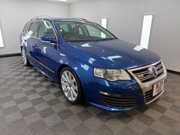 Used Volkswagen Passat 2025 for sale - 76209577: Photo 2