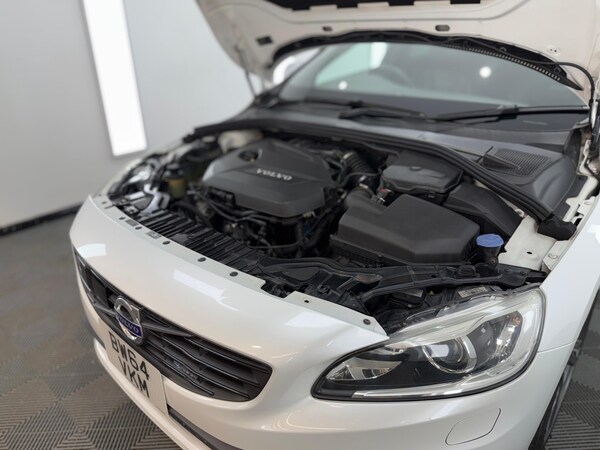 Used Volvo V60 2025 for sale - 74937481: Photo 11