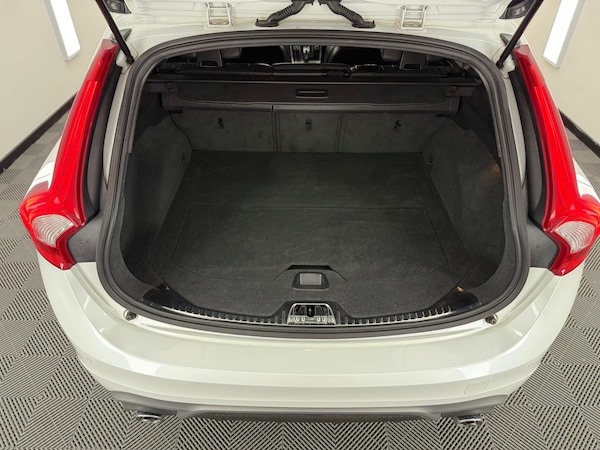 Used Volvo V60 2025 for sale - 74937481: Photo 20