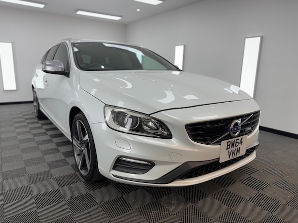 Used Volvo V60 2025 for sale - 74937481: Photo 3