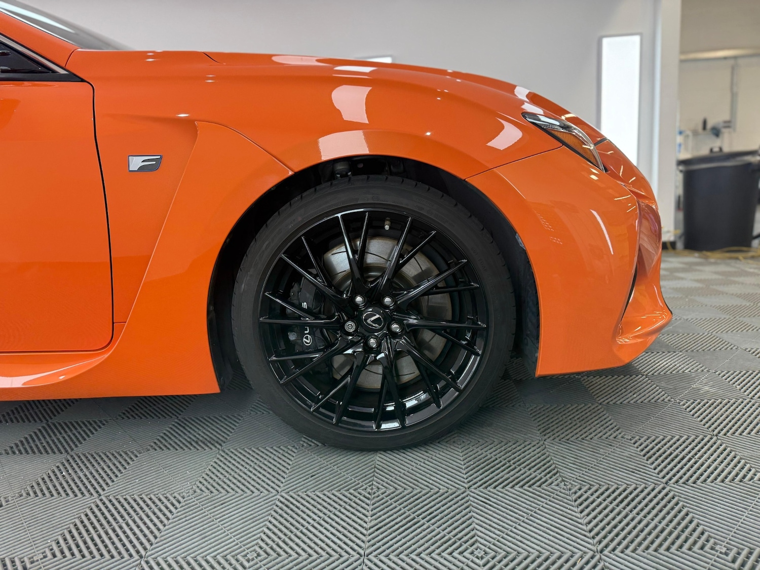 Used Lexus RC F 2025 for sale - 76346177: Photo 9