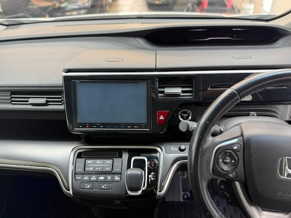 Used Honda Stepwagon 2025 for sale - 75164016: Photo 21