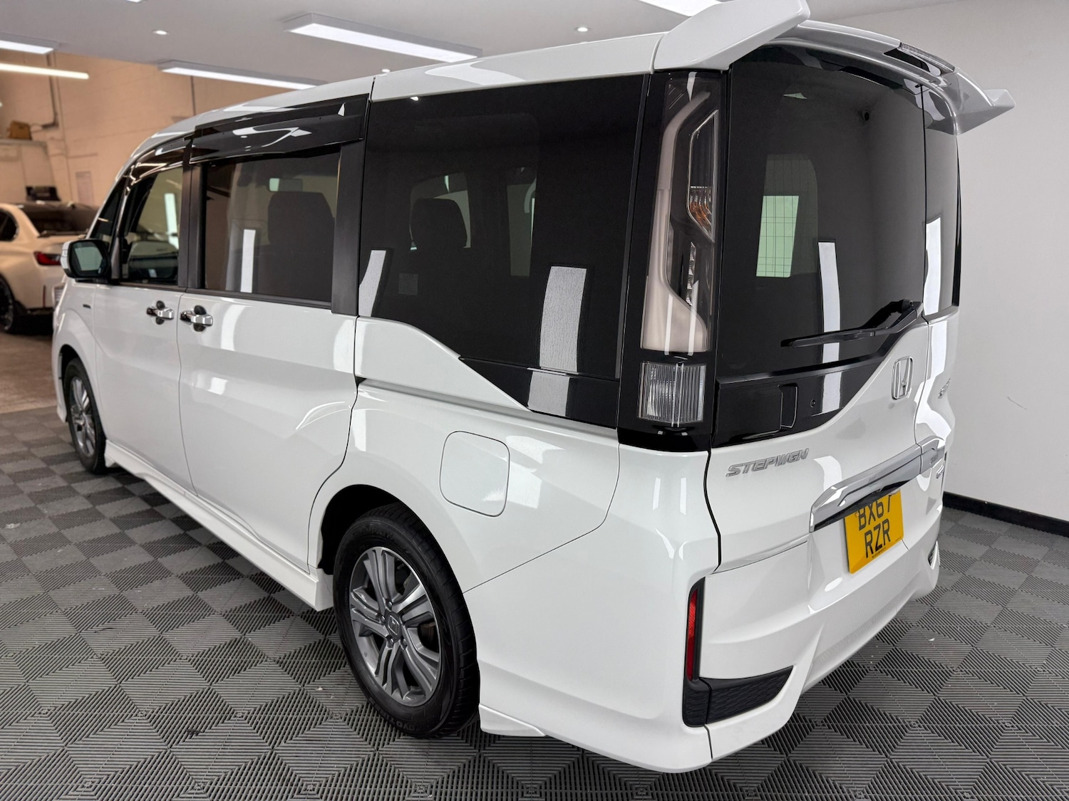 Vehicle 25