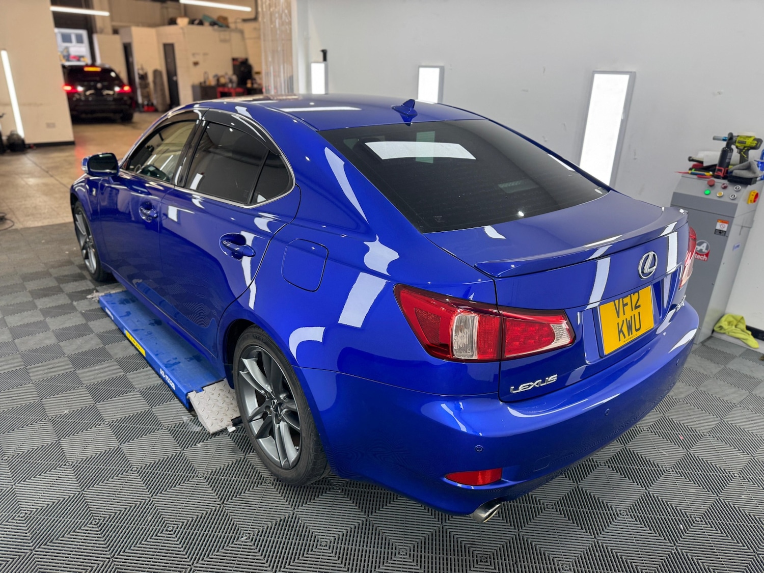 Used Lexus IS F 2025 for sale - 77754408: Photo 4