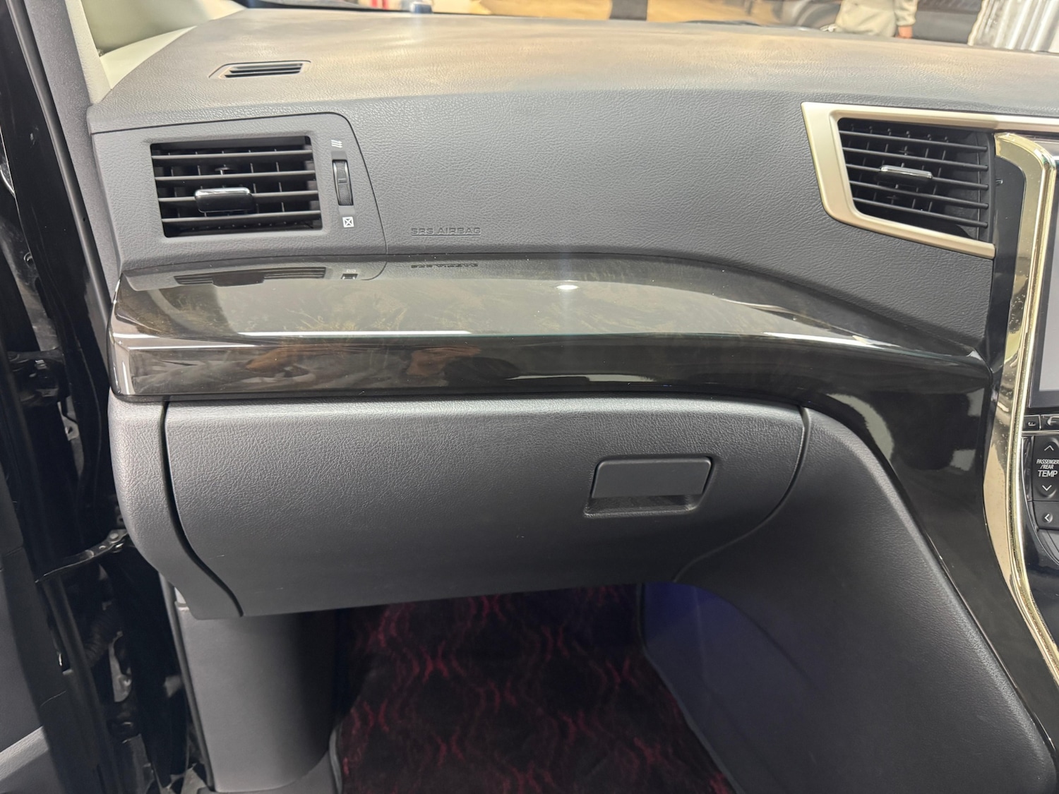 Used Toyota Vellfire 2026 for sale - 77290410: Photo 28