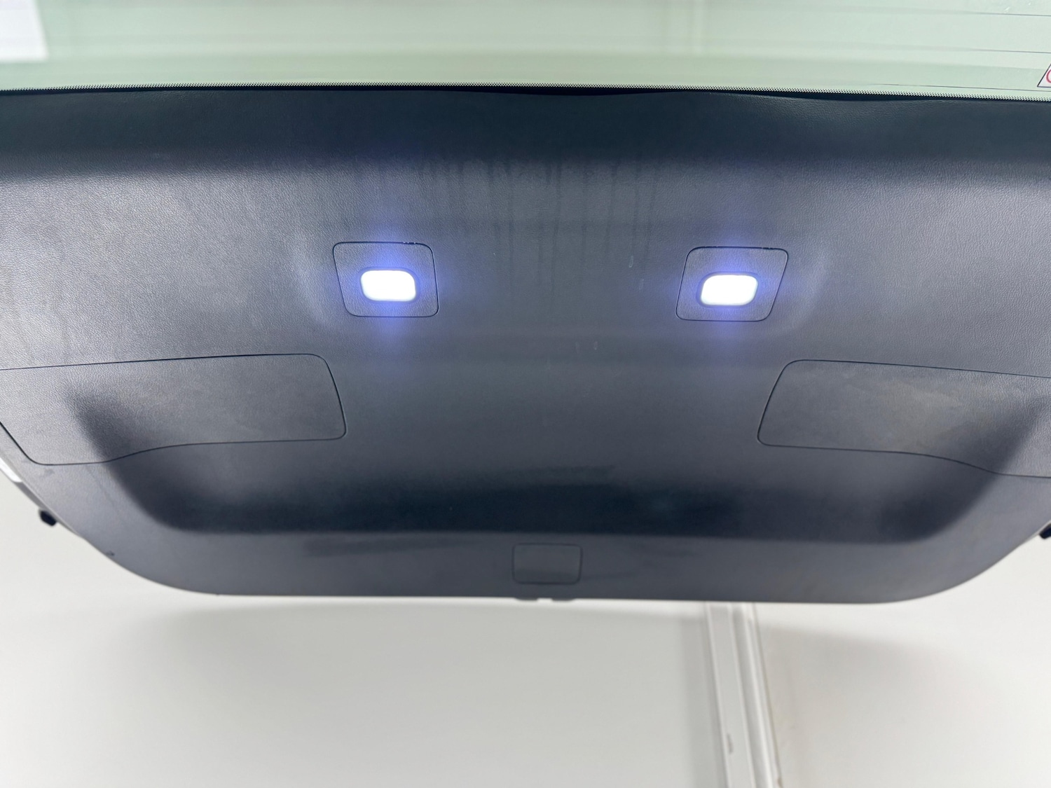 Used Toyota Vellfire 2026 for sale - 77290410: Photo 42