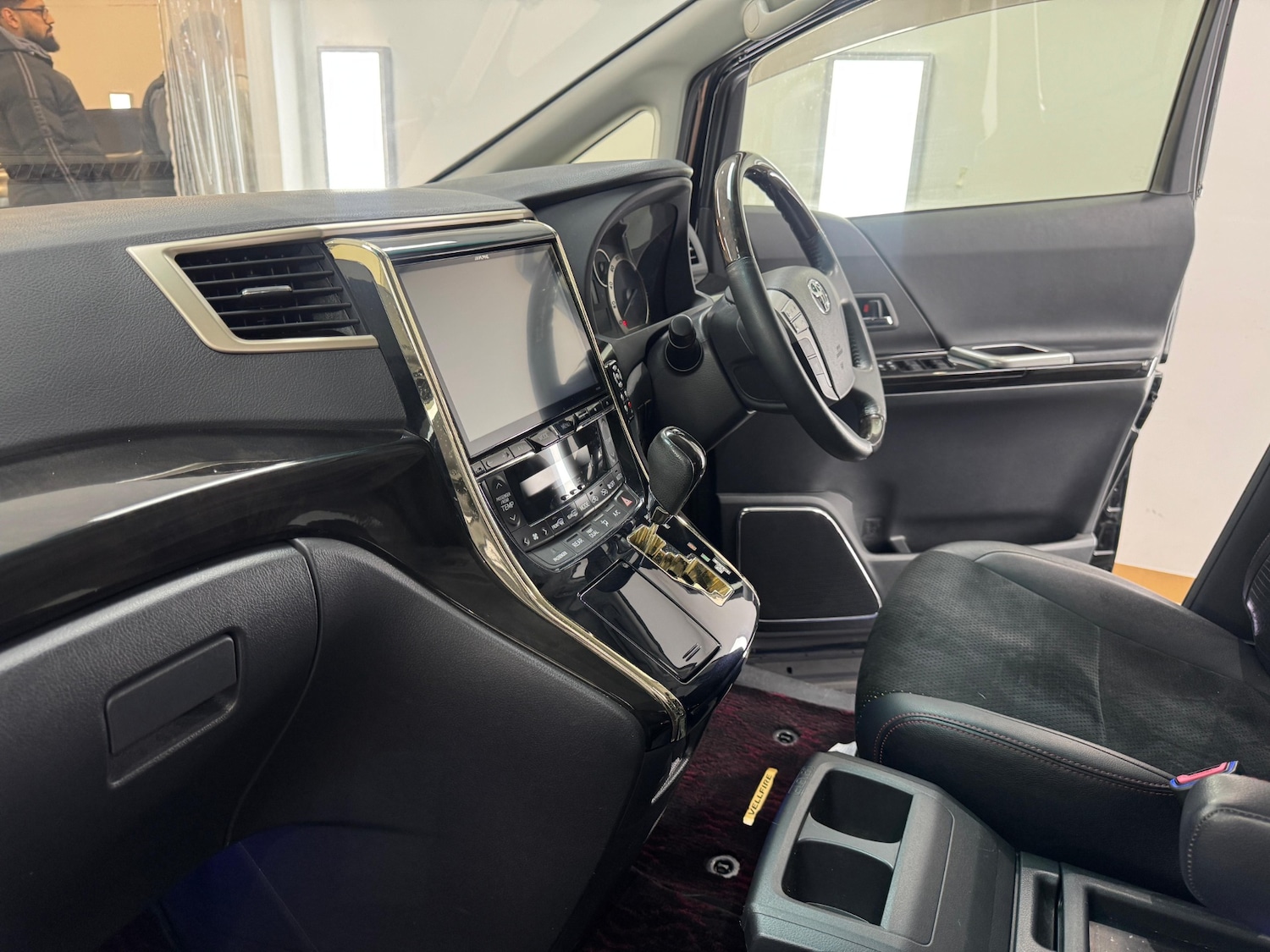 Used Toyota Vellfire 2026 for sale - 77290410: Photo 60