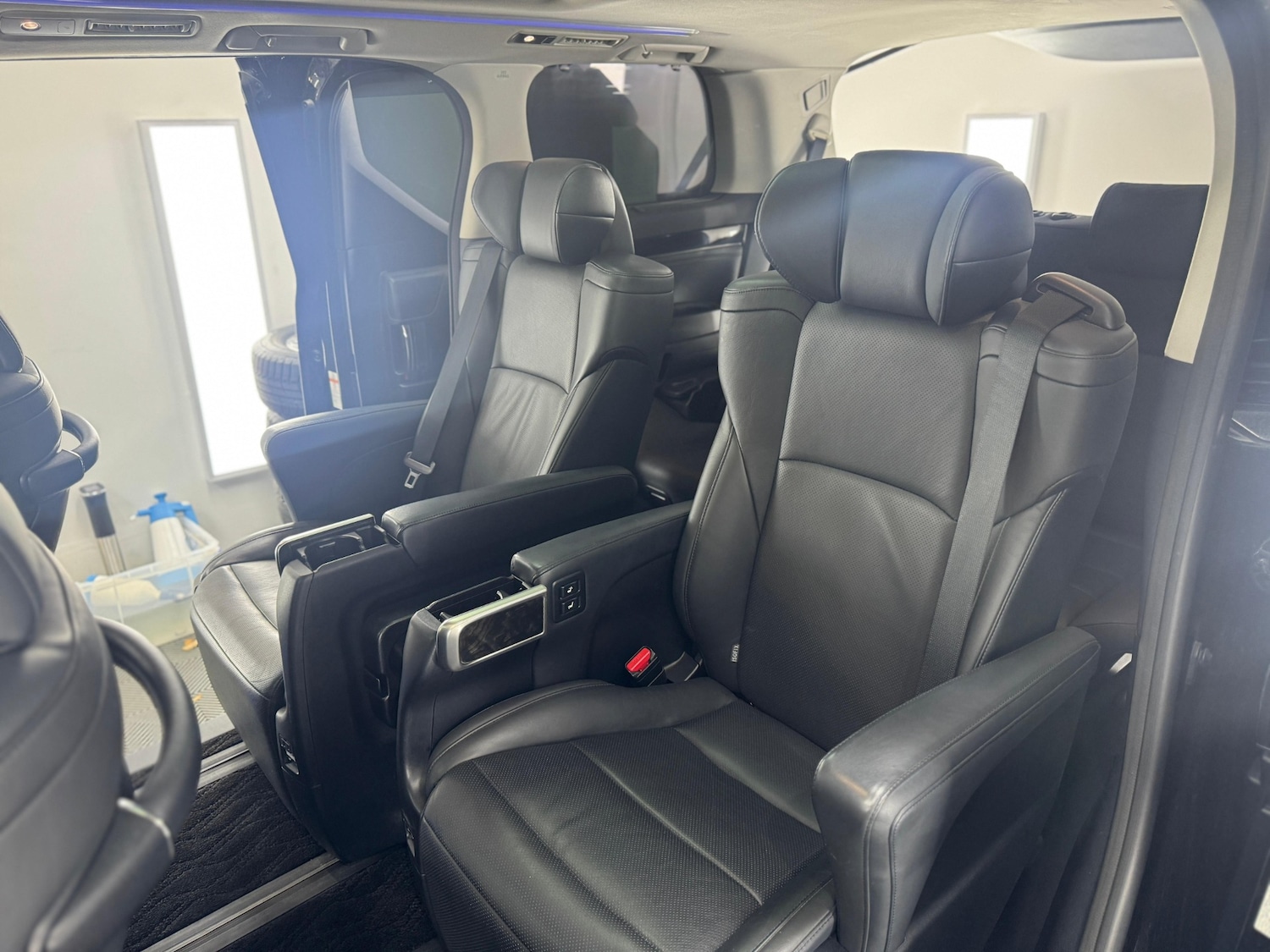 Used Toyota Vellfire 2025 for sale - 76640671: Photo 17