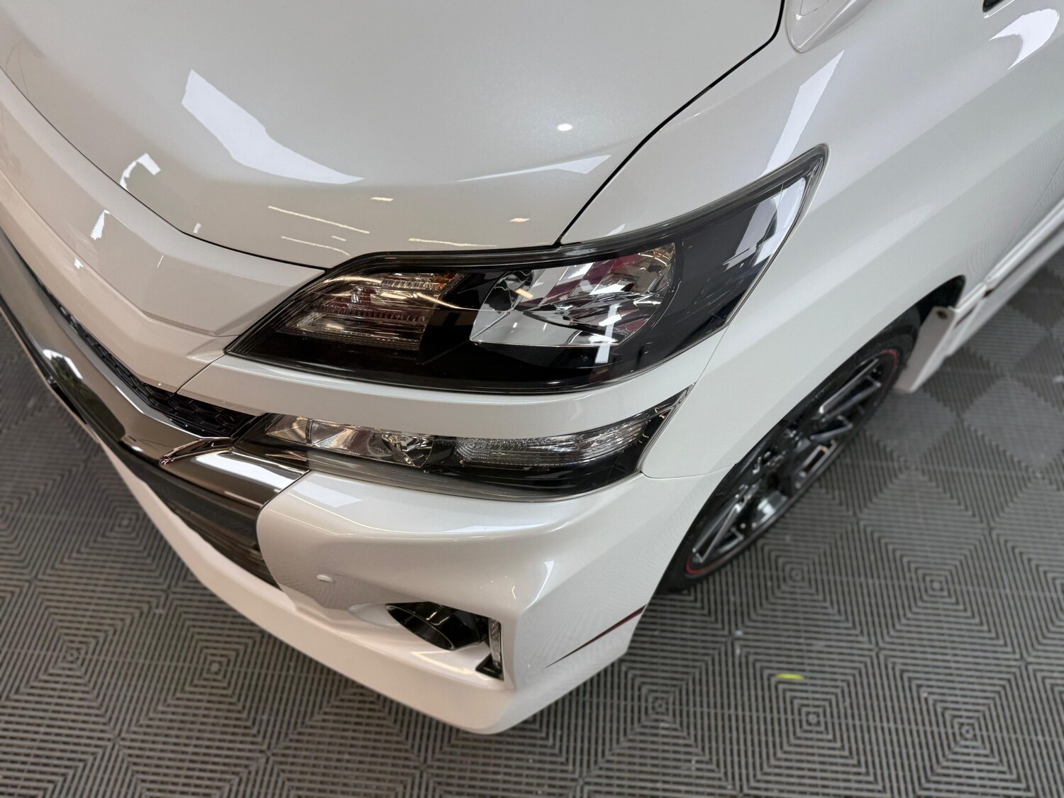 Used Toyota Vellfire 2025 for sale - 76467948: Photo 12