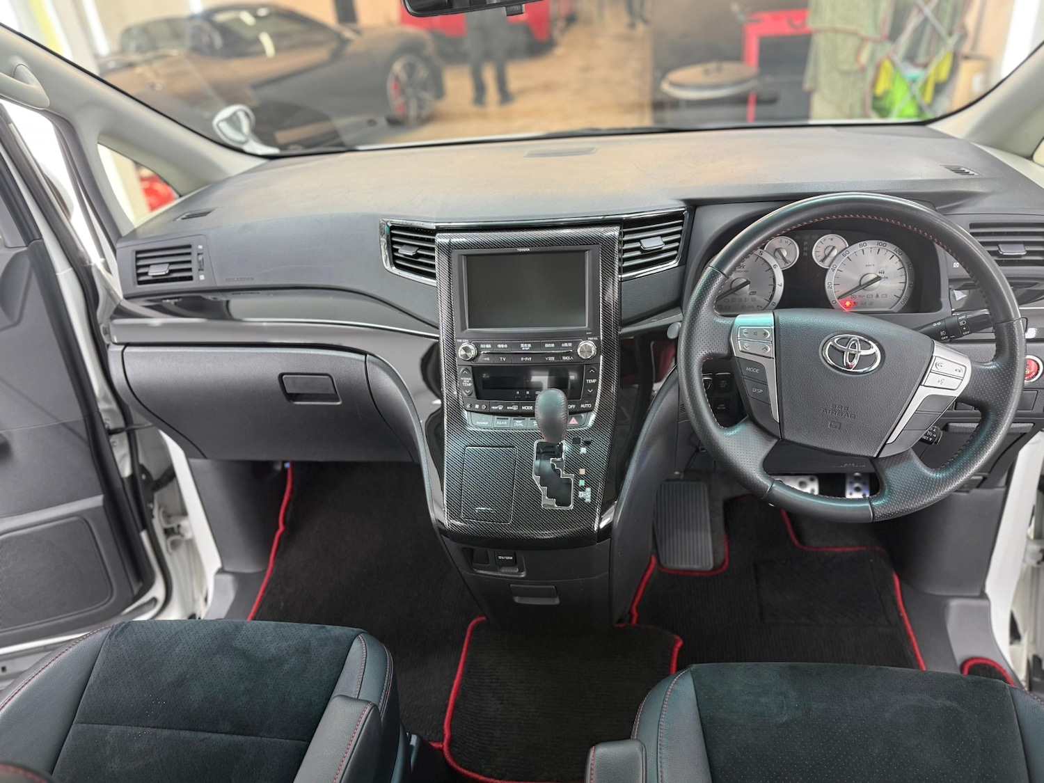 Used Toyota Vellfire 2025 for sale - 76467948: Photo 15