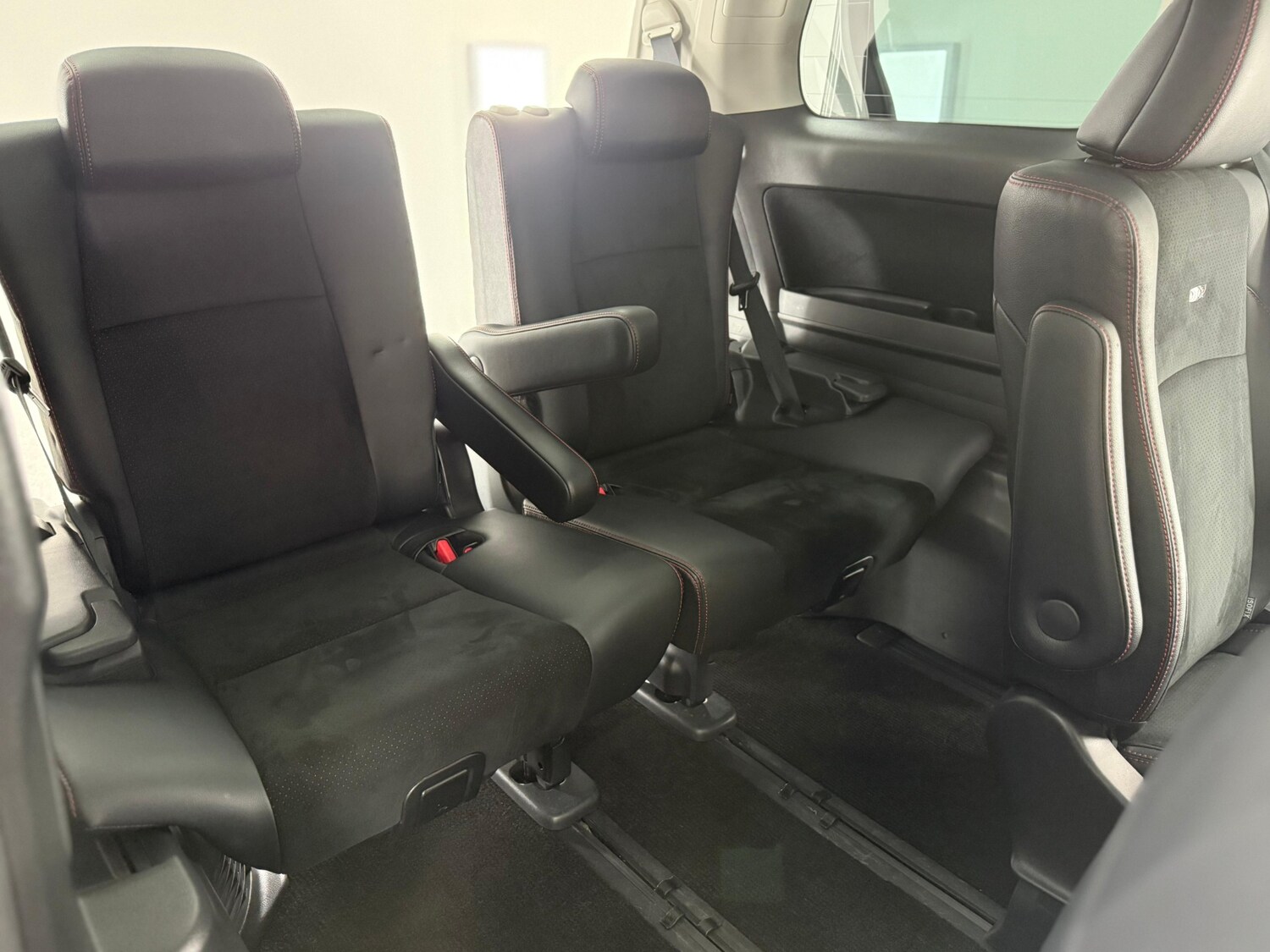 Used Toyota Vellfire 2025 for sale - 76467948: Photo 18
