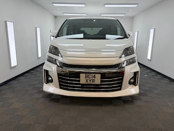 Toyota - Vellfire