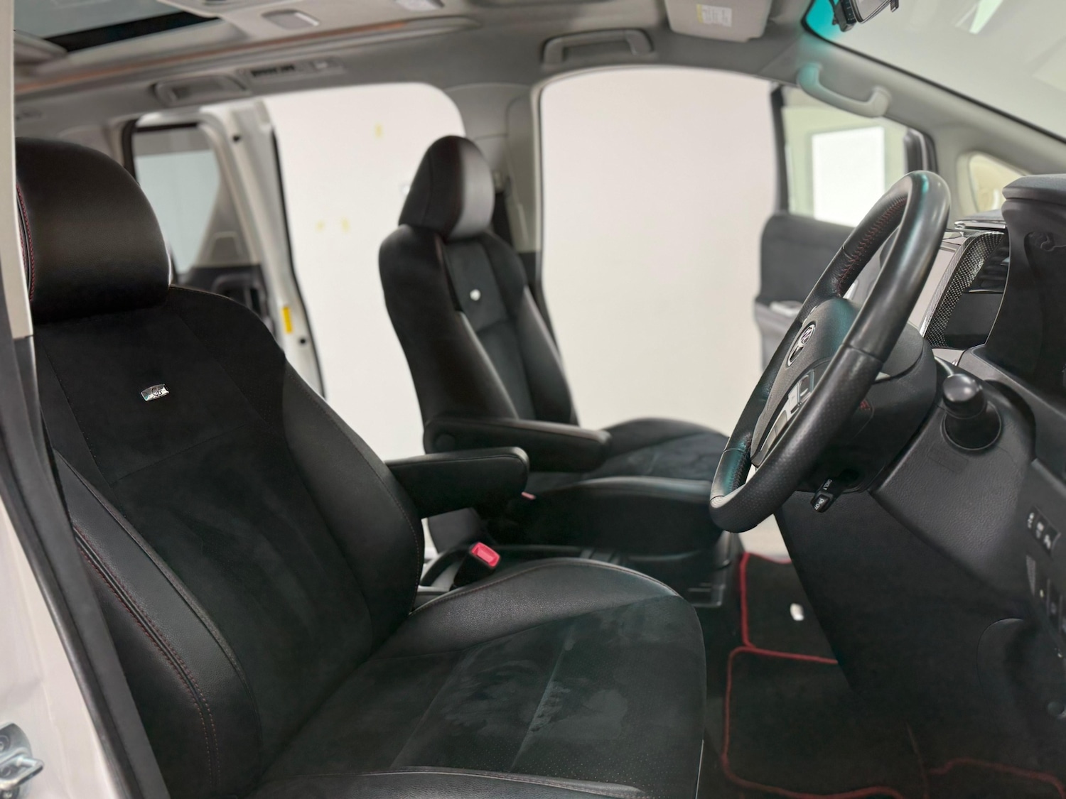 Used Toyota Vellfire 2025 for sale - 76467948: Photo 27