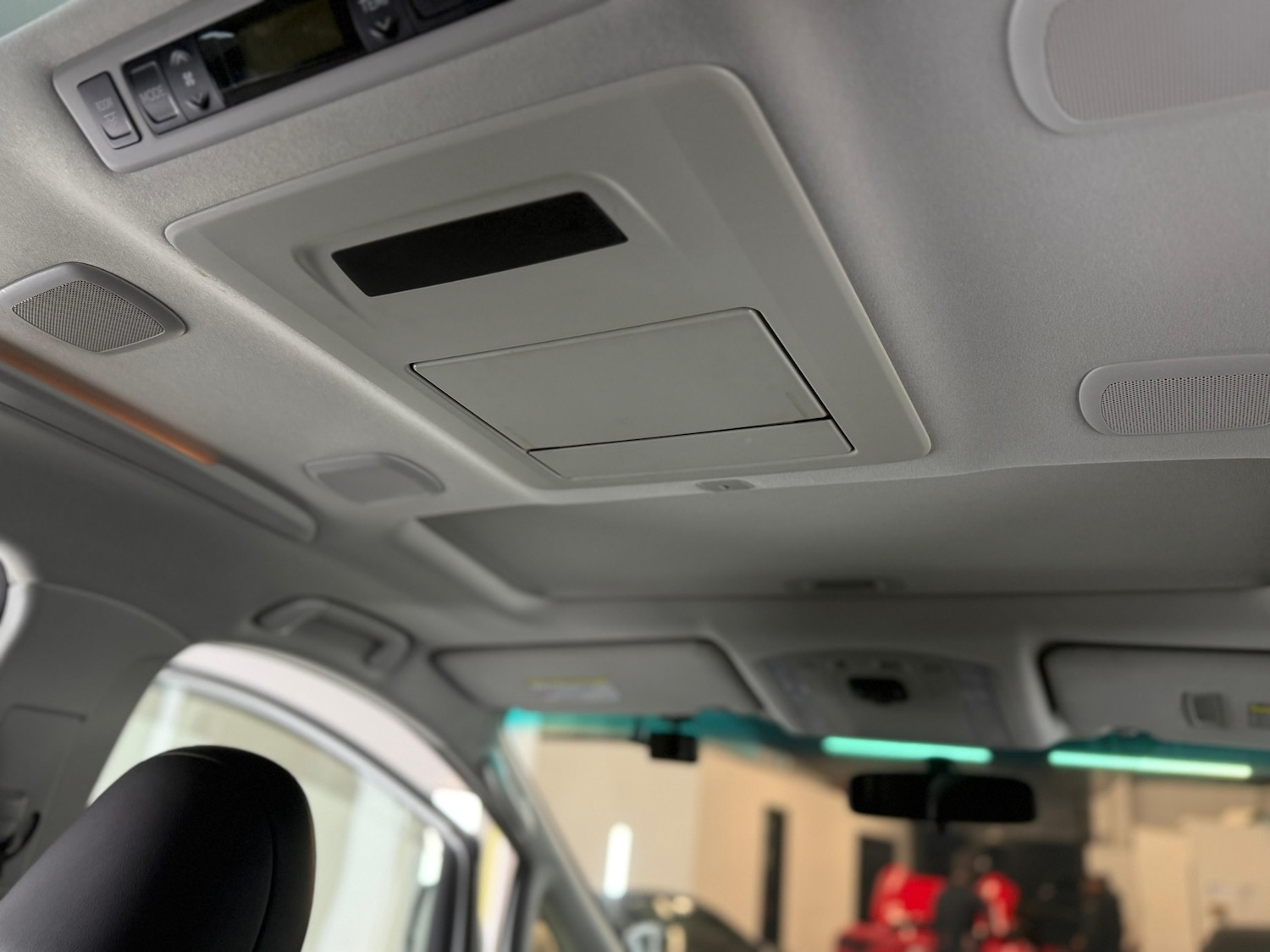 Used Toyota Vellfire 2025 for sale - 76467948: Photo 32