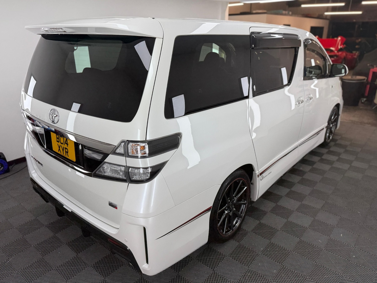 Used Toyota Vellfire 2025 for sale - 76467948: Photo 4