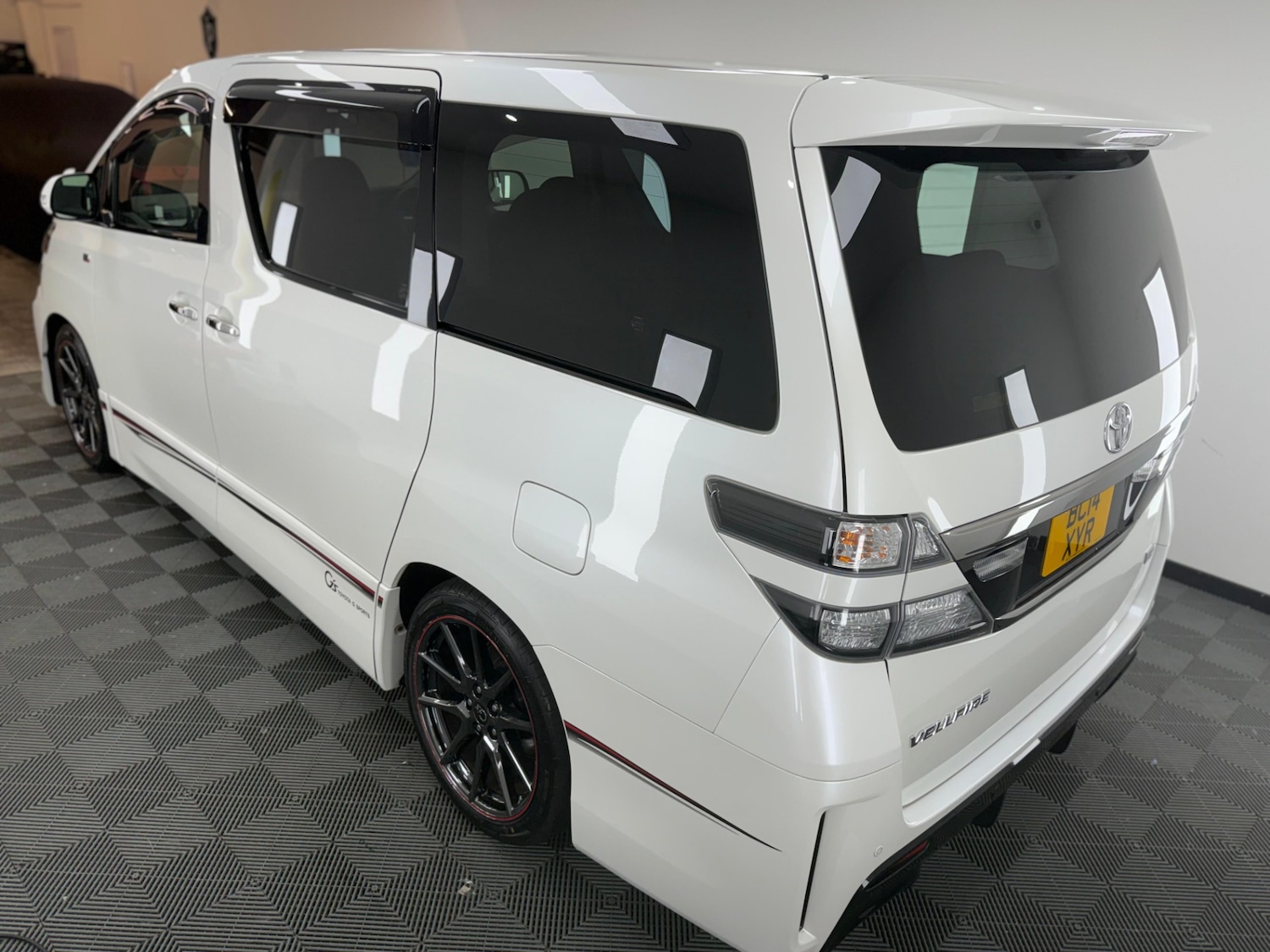 Used Toyota Vellfire 2025 for sale - 76467948: Photo 5