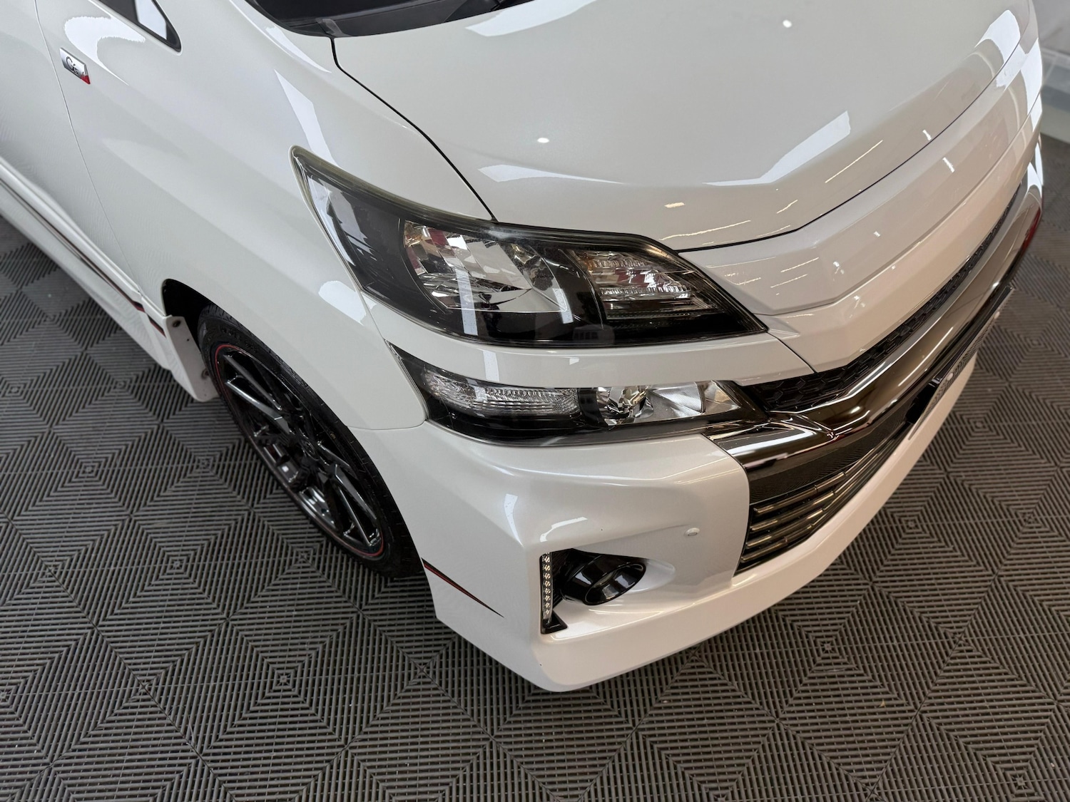 Used Toyota Vellfire 2025 for sale - 76467948: Photo 8