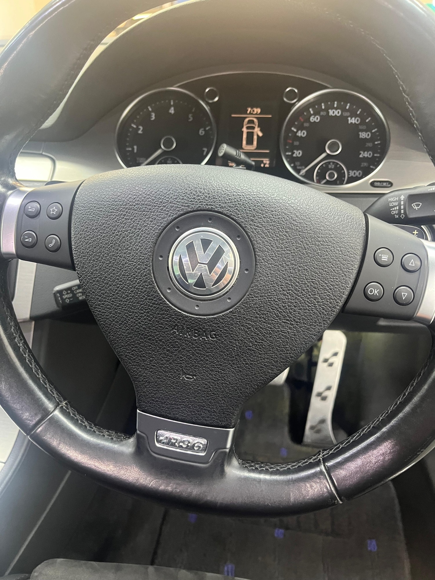 Used Volkswagen Passat 2009 for sale - 77523080: Photo 13