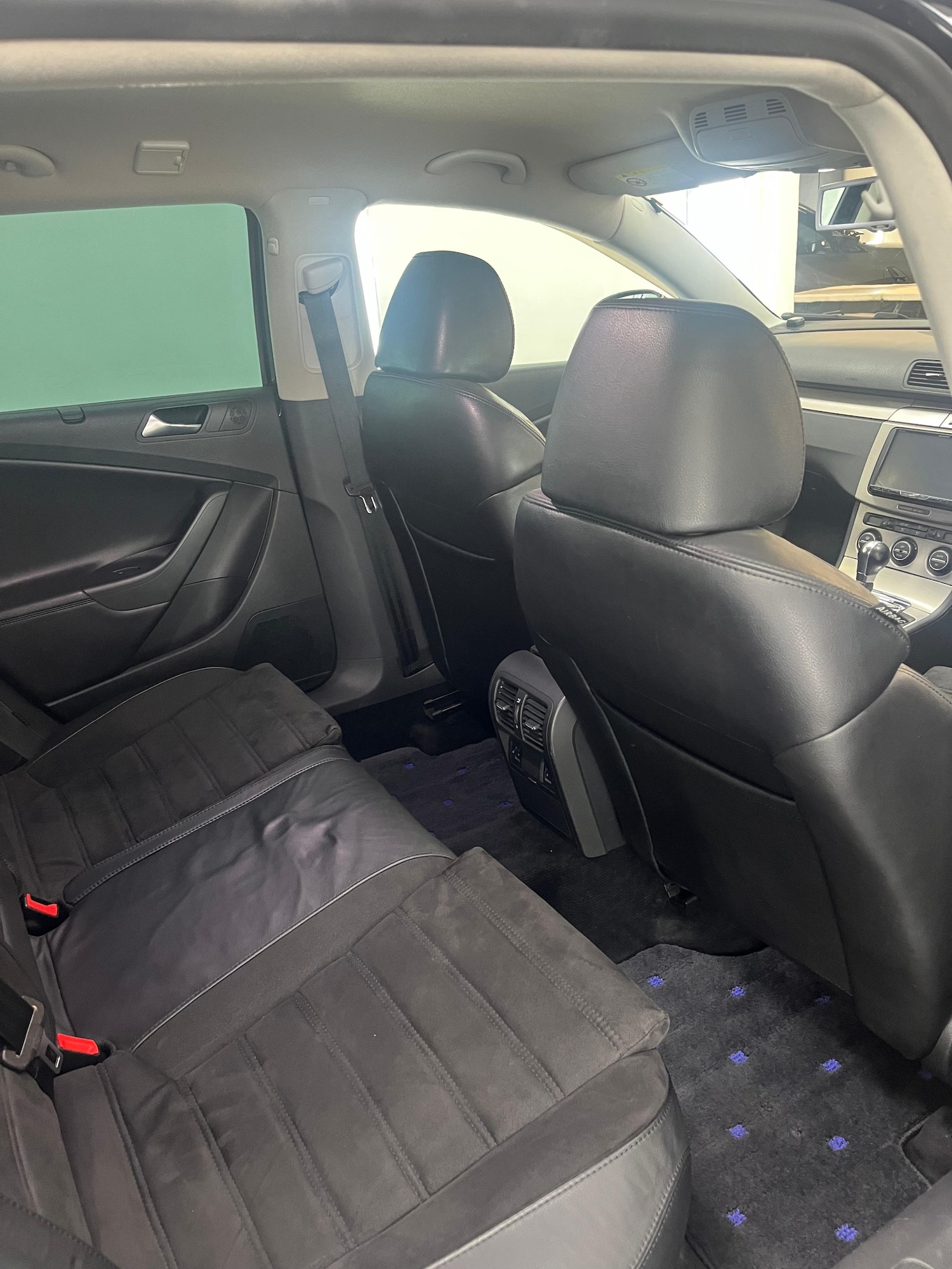 Used Volkswagen Passat 2009 for sale - 77523080: Photo 18